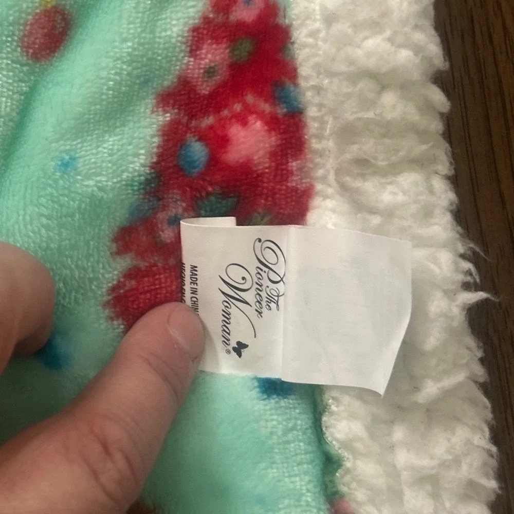 The Pioneer Woman Christmas Tree Sherpa Throw Blanket Mint Holiday